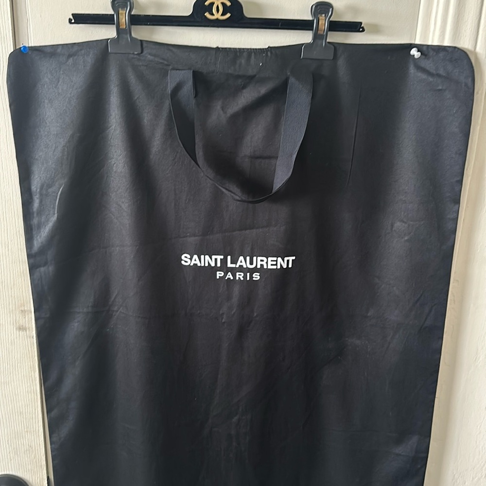 ⚫️🔸SAINT LAURENT GARMENT BLACK BAG FOR SALE 🔸⚫️23”x46”